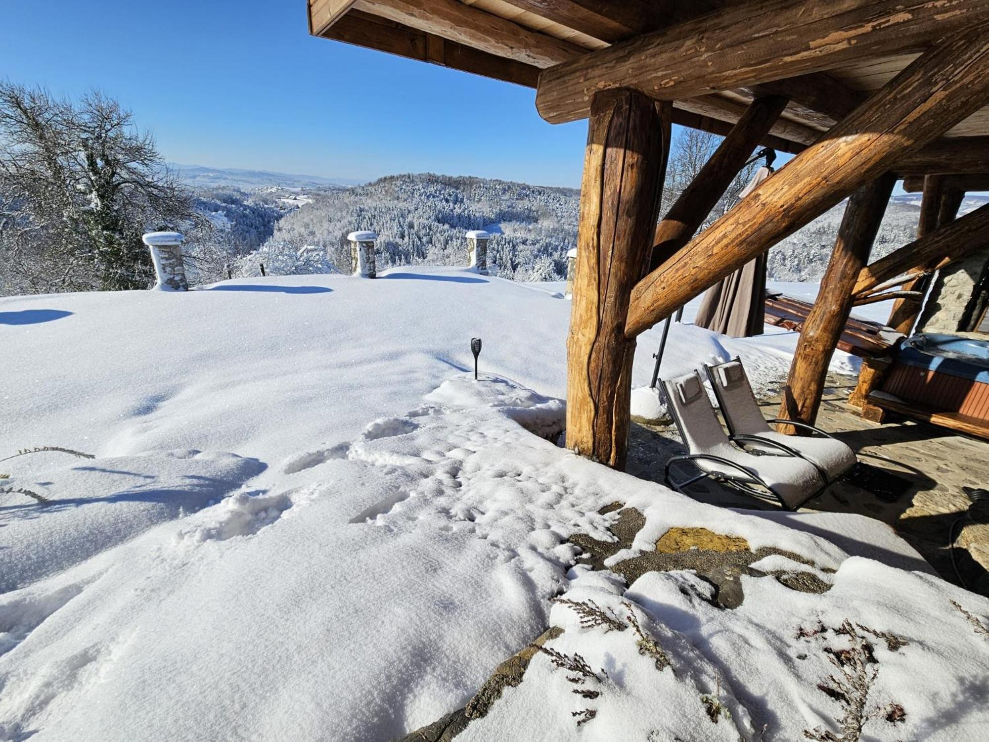 Zerko Holiday Home - Vineyard Chalet With Sauna And Jacuzzi Free Mirna Exteriér fotografie