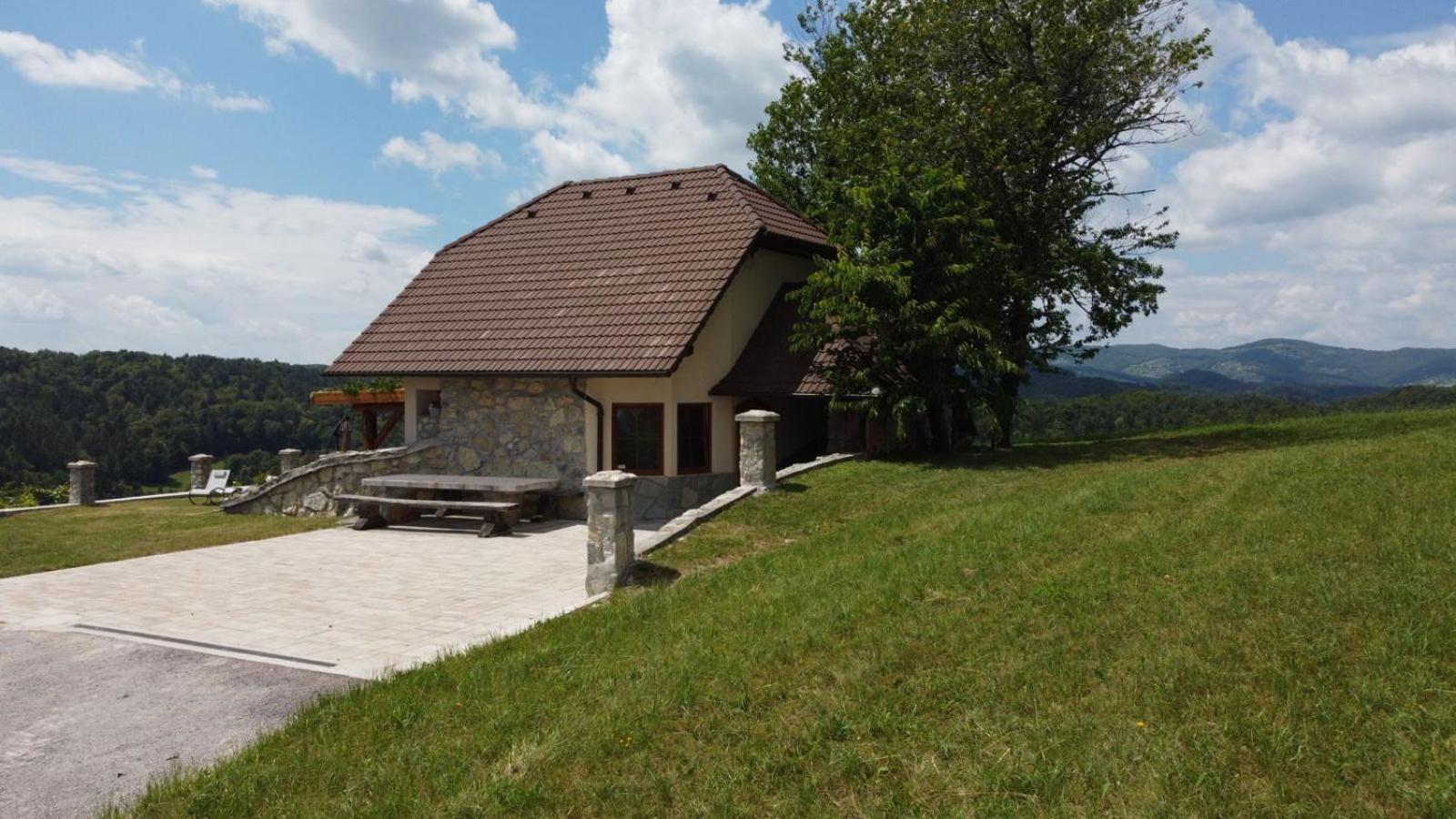 Zerko Holiday Home - Vineyard Chalet With Sauna And Jacuzzi Free Mirna Exteriér fotografie