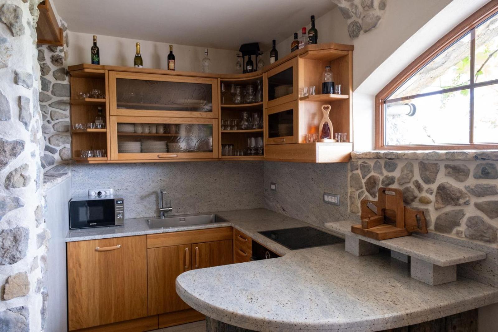Zerko Holiday Home - Vineyard Chalet With Sauna And Jacuzzi Free Mirna Exteriér fotografie
